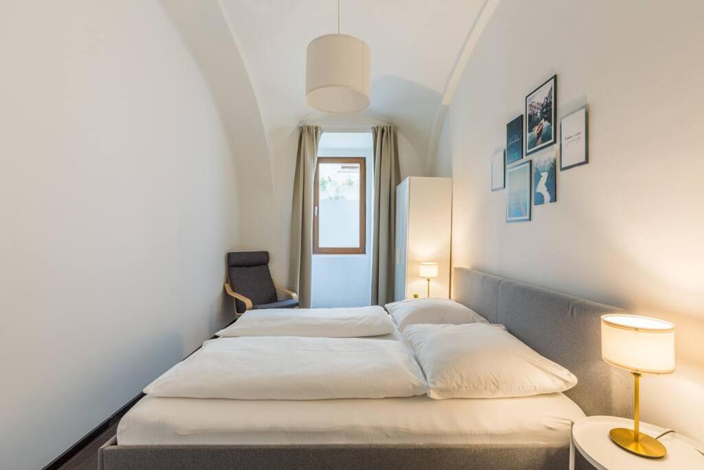 Апартаменты Free Parking I 500 Mbit Wifi I Kingsize Bed Вена Экстерьер фото